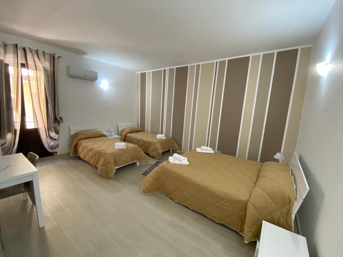 In Centro Rooms Vicino Cefalu Self-Chek-In Campofelice Di Roccella Exterior photo
